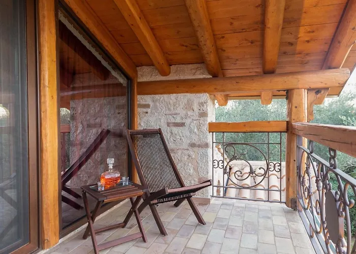 Вилла Madera By Corfuescapes Kompitsion