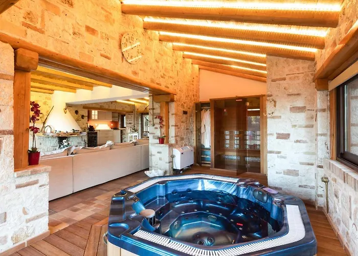 Madera By Corfuescapes *