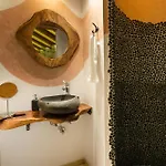 Madera By Corfuescapes * Kompítsion