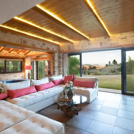 Madera By Corfuescapes *