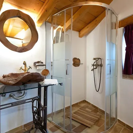 Madera By Corfuescapes Villa Kompitsion