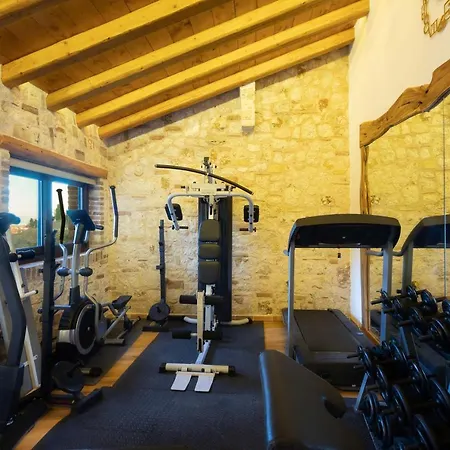 Madera By Corfuescapes *