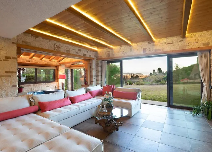 Madera By Corfuescapes *